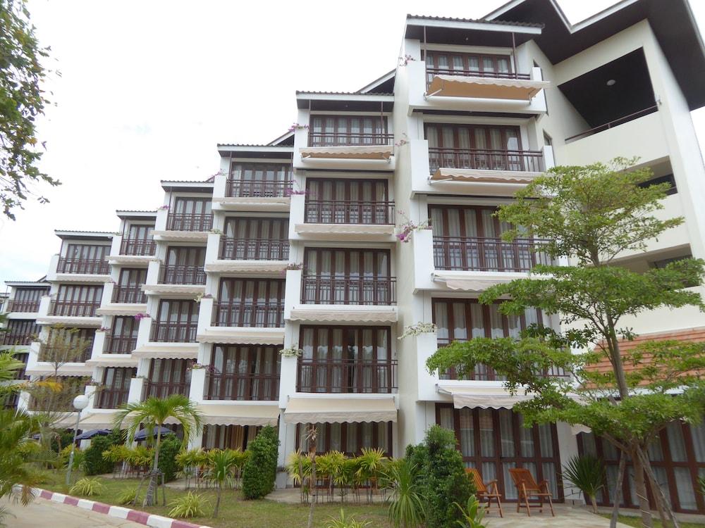 The Orchid Beach Resort @ Vip Chain Resort บ้านเพ ภายนอก รูปภาพ