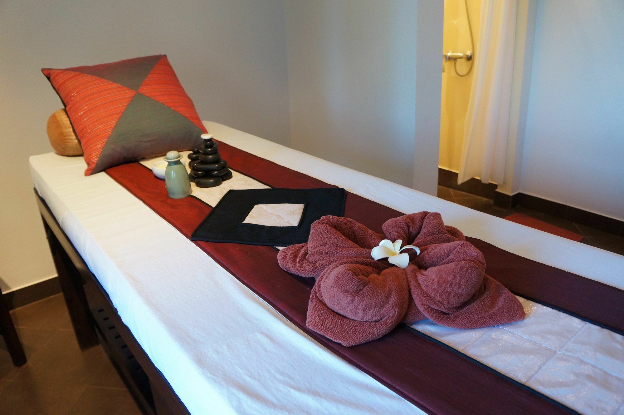 The Orchid Beach Resort @ Vip Chain Resort บ้านเพ ภายนอก รูปภาพ
