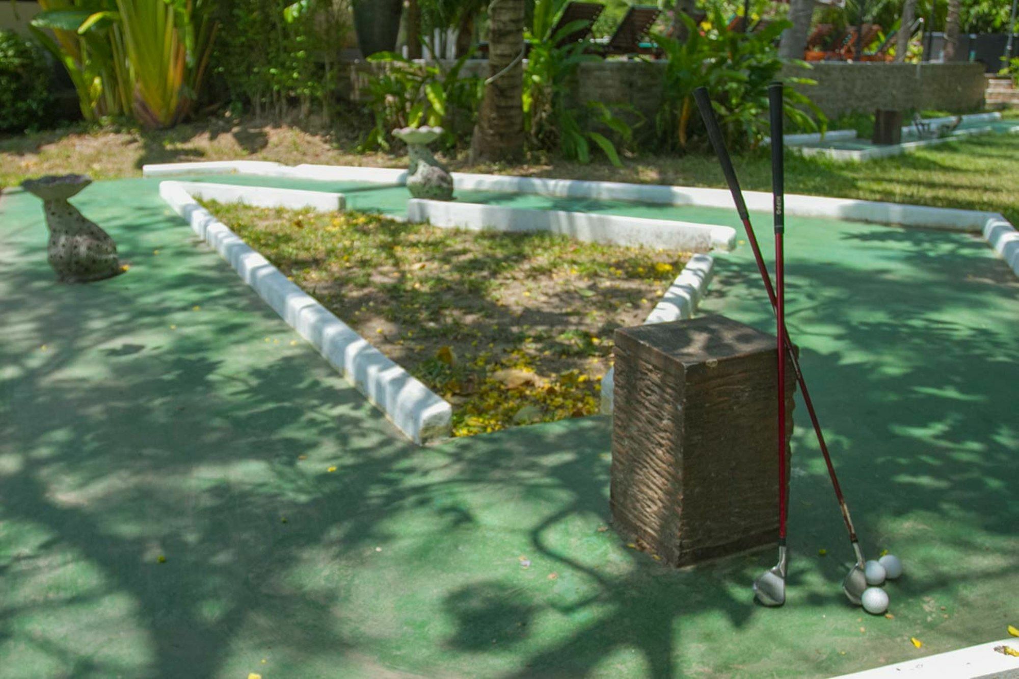The Orchid Beach Resort @ Vip Chain Resort บ้านเพ ภายนอก รูปภาพ