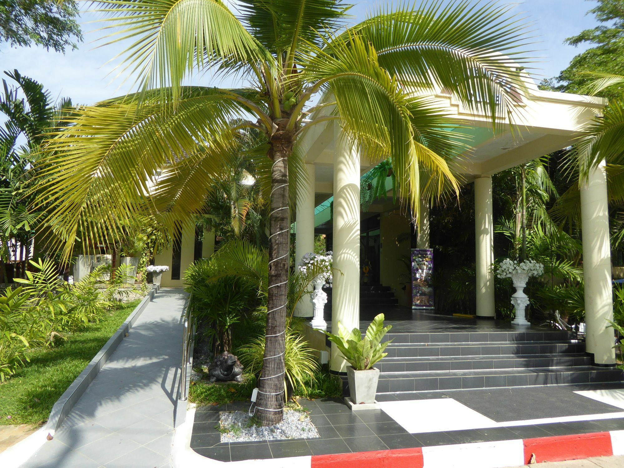 The Orchid Beach Resort @ Vip Chain Resort บ้านเพ ภายนอก รูปภาพ